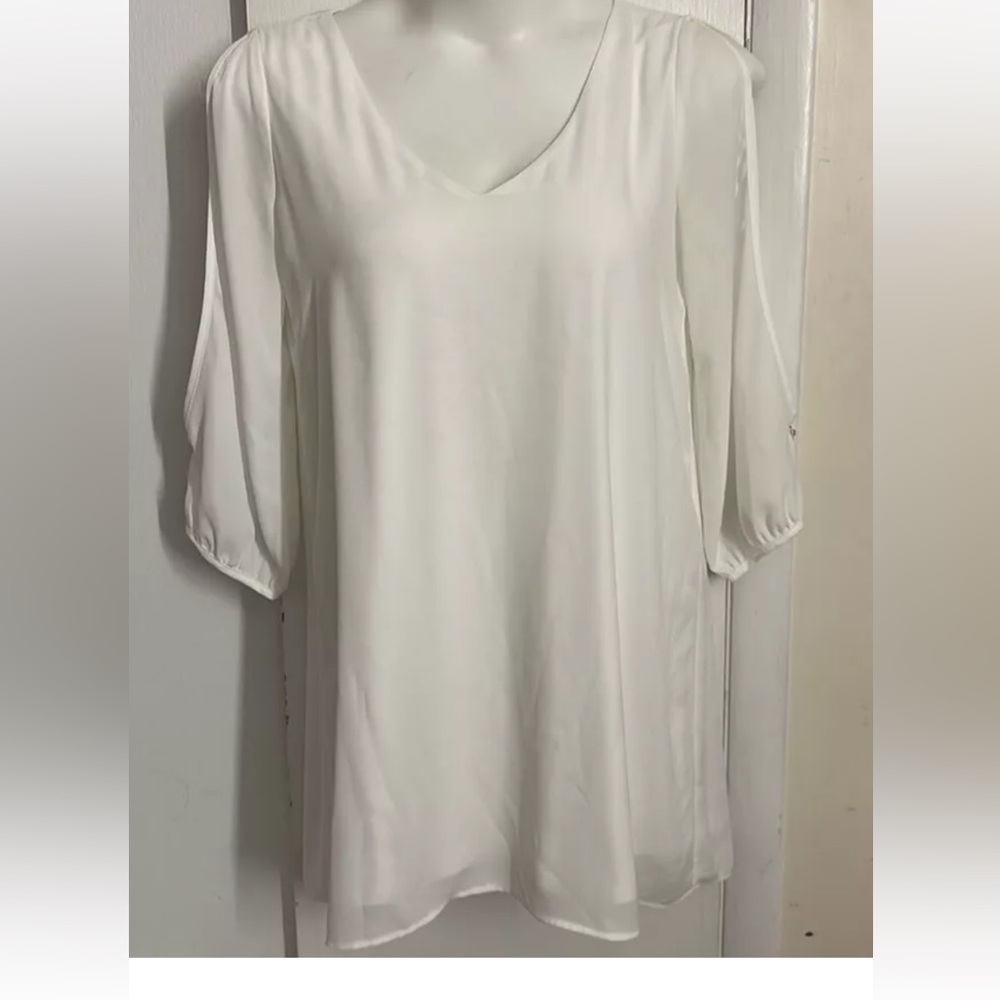 Lulu’s Small Ivory White V-Neck Dress w Peekaboo Long Sleeves Graduation - Picture 4 of 7